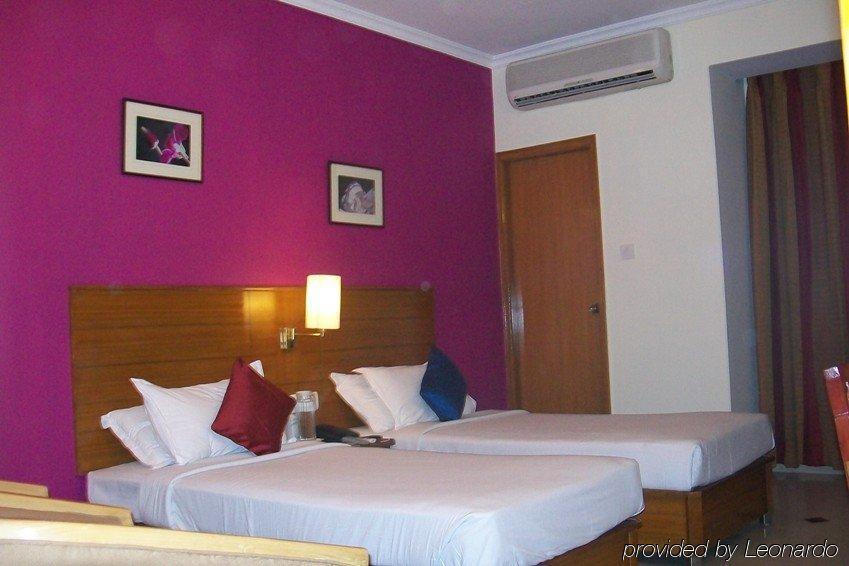 Ramanashree Brunton Hotel Bengaluru Szoba fotó